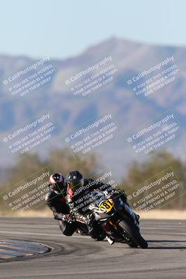 media/Dec-07-2025-CVMA (Sun) [[3e7d2de5dc]]/Race 12- Formula 40 MW and LW/